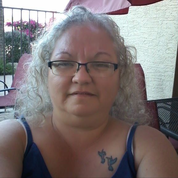 Meet your Posher, Amanda - Picture 11 of 11